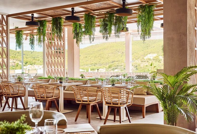 בית מלון כפרי Zafiro Palace Andratx