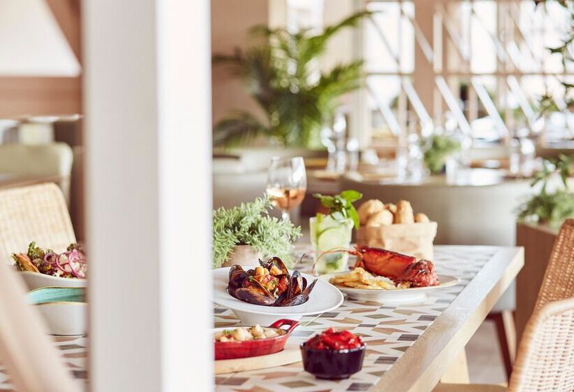 בית מלון כפרי Zafiro Palace Andratx