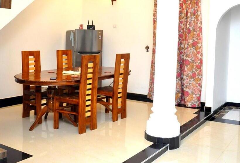 פנסיון Arusha Guest House