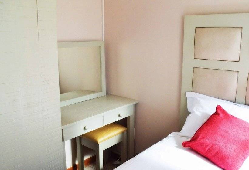 Пансион Empoza Seaview Guesthouse