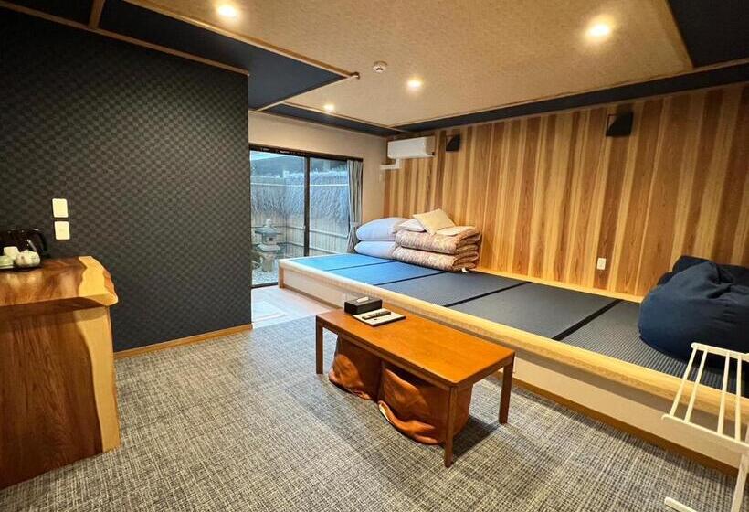 ペンション Onsen & Garden Asante Inn