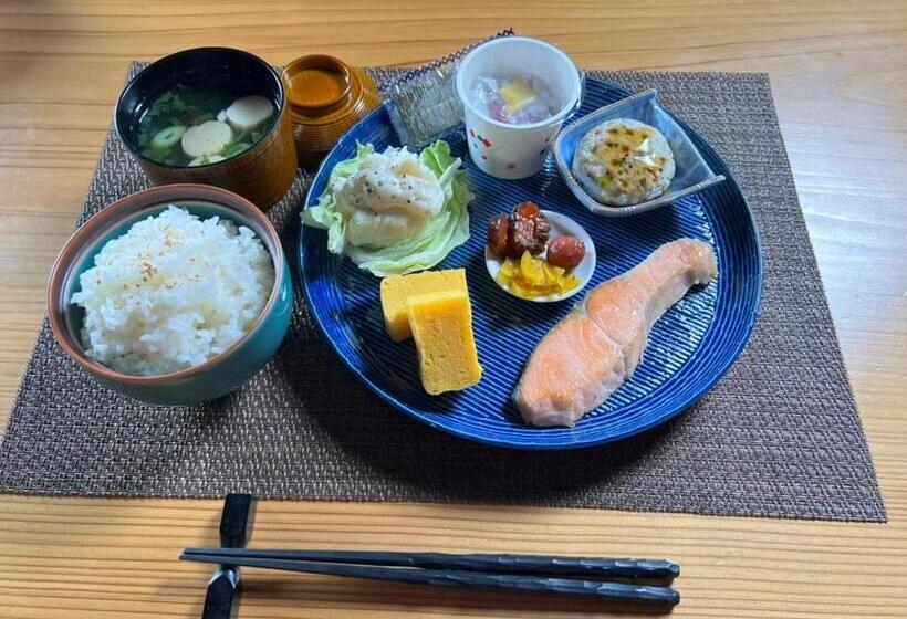 ペンション Onsen & Garden Asante Inn