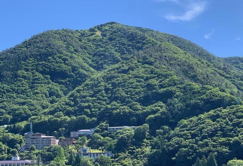 ペンション Onsen & Garden Asante Inn