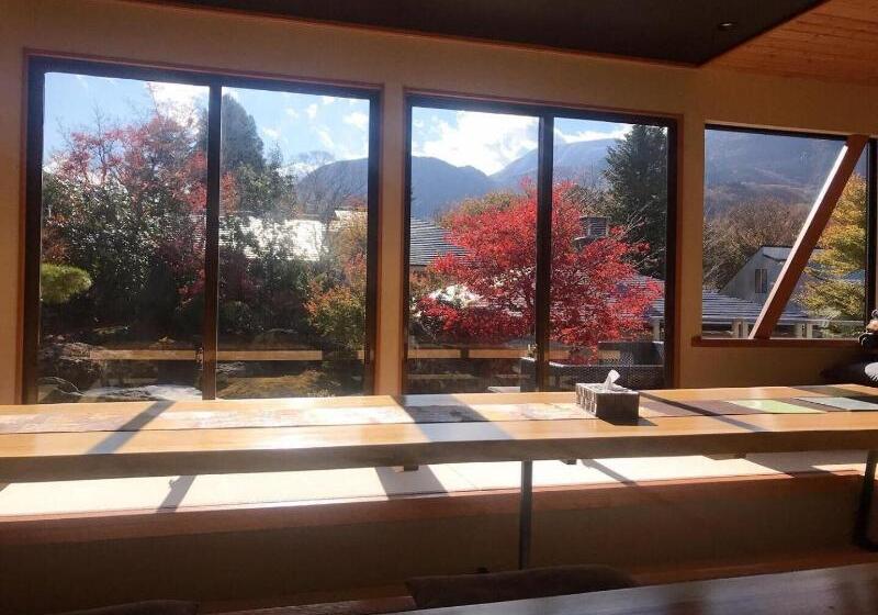 ペンション Onsen & Garden Asante Inn