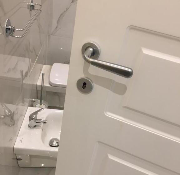 פנסיון Pierette Guest House