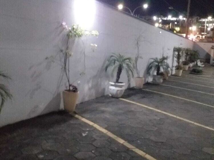 ペンション Pousada Beija Flor