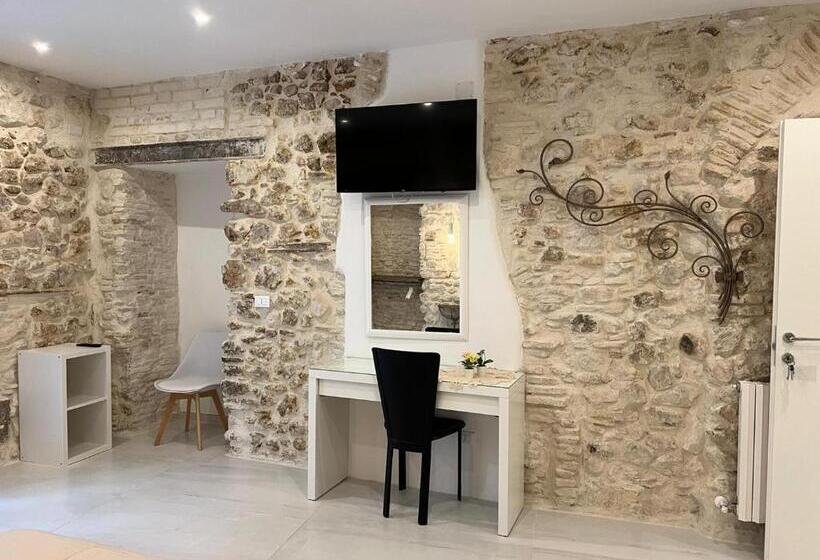 住宿加早餐  Il Viandante