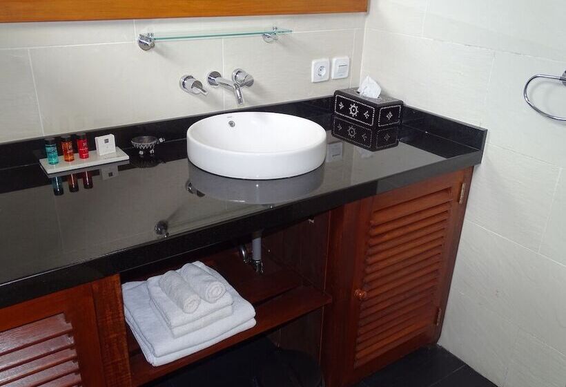 فندق Bale Solah Lombok Holiday Resort