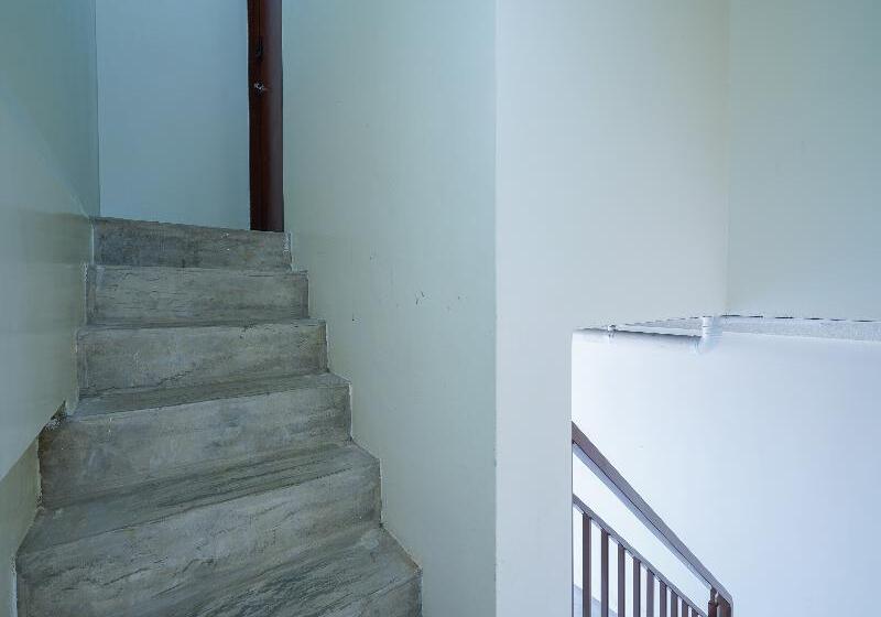 Отель Little Kampung Studio