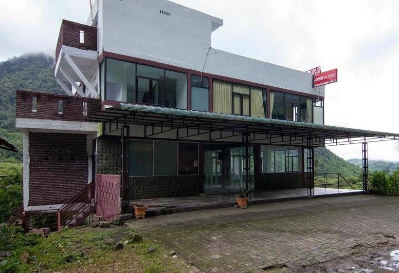 호텔 Oyo 1543 Sibayak Ncole