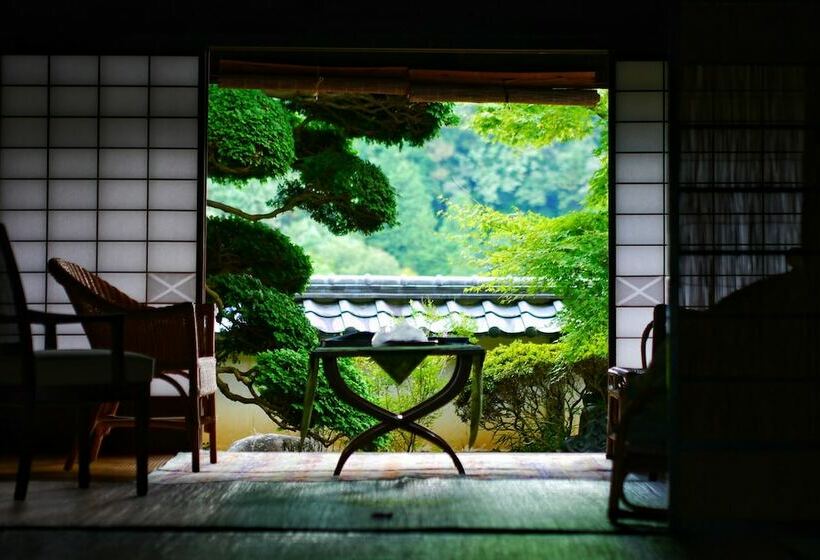 פנסיון Guest House Shimoze Agematsu