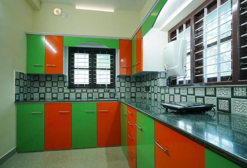 פנסיון Elegant Stay Near Technopark, Trivandrum