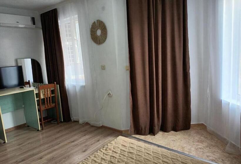 Пансион Guest House Alkor