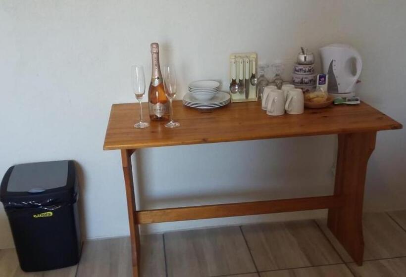 بنسيون Karookoppie