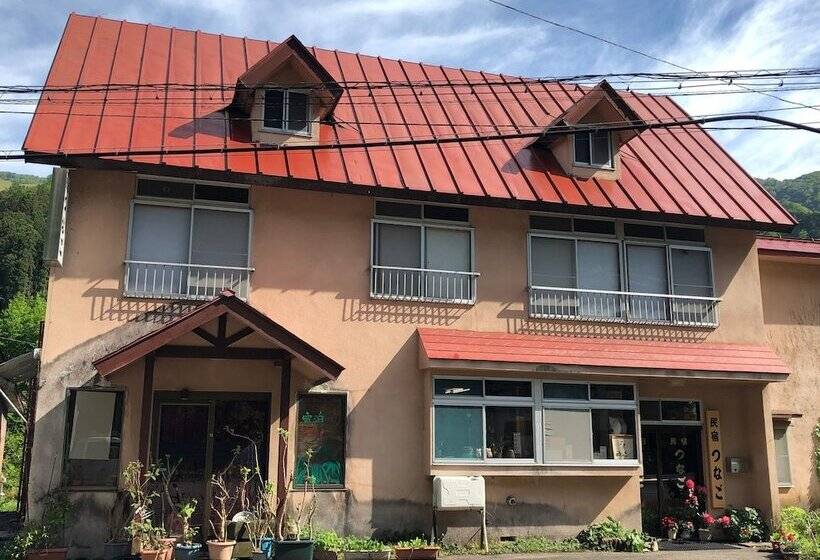 Pensió Minshuku Tsunago