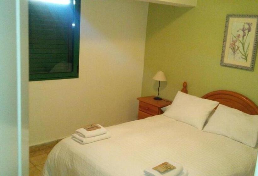 فندق صغير Alojamiento Rural La Montaña