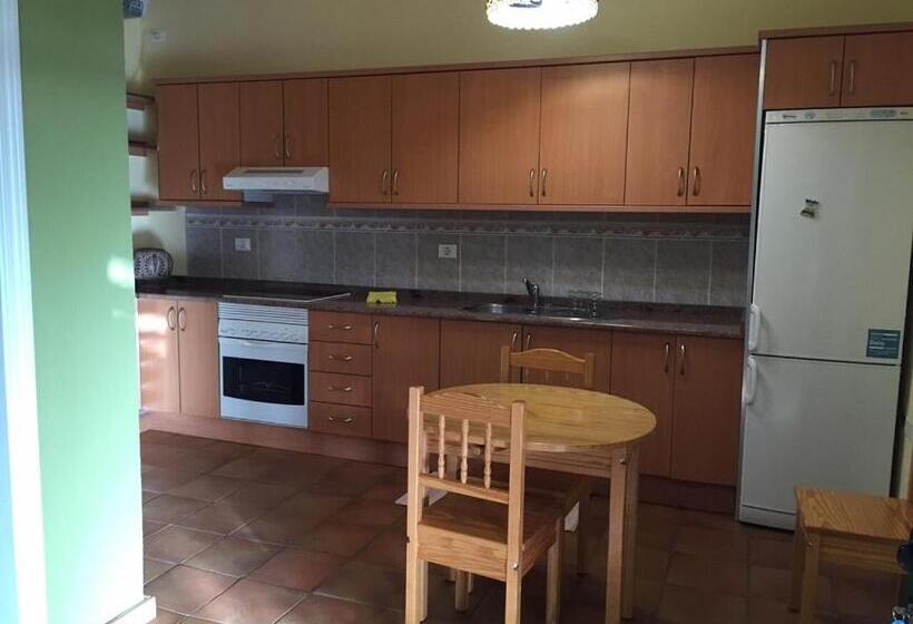 فندق صغير Alojamiento Rural La Montaña