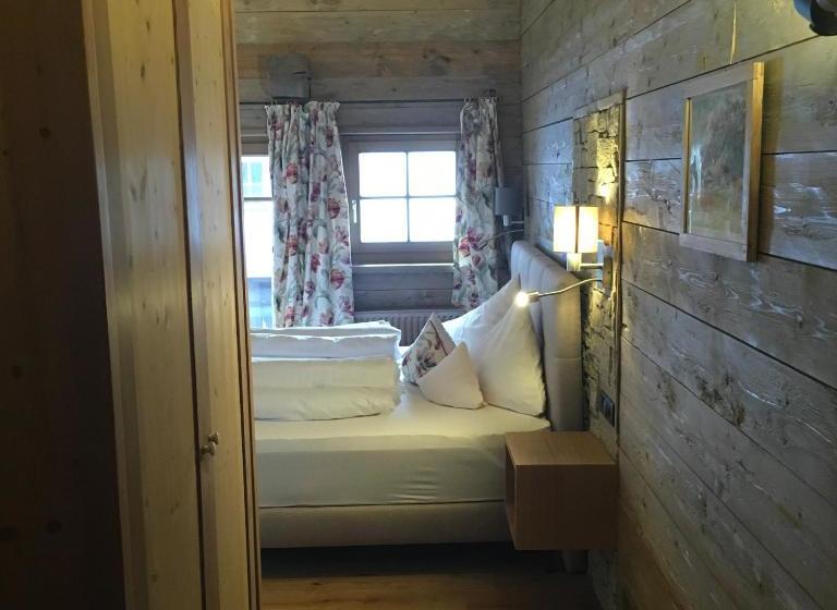 Общежитие Dorf Alm