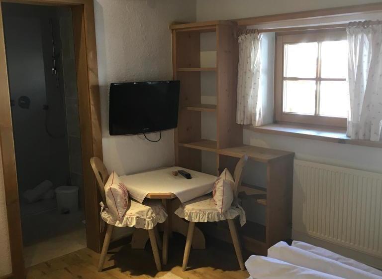 Общежитие Dorf Alm