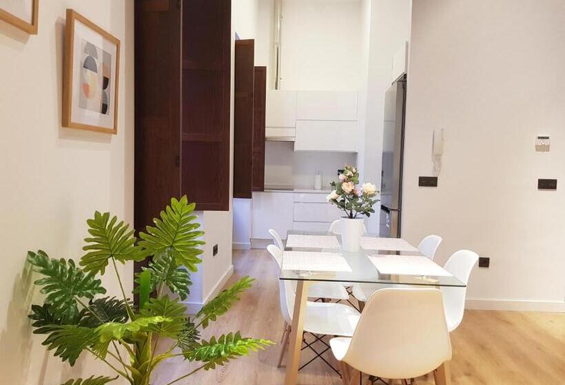 Apartamentos Granada Deluxe 3000