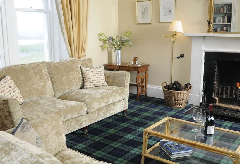 مبيت وإفطار Uig Lodge