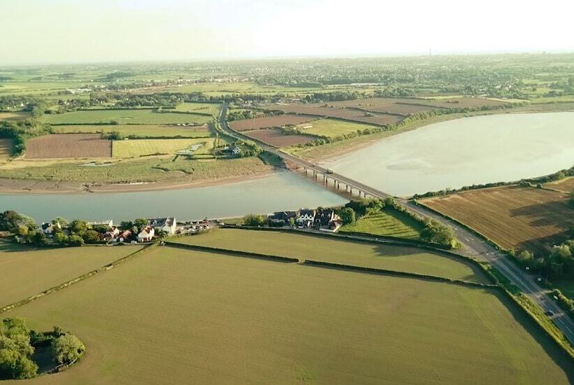 민박 Willow Lodge Hambleton