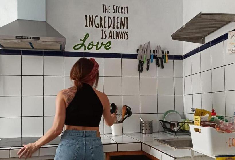 Хостел Casa Calma Yoga Guesthouse