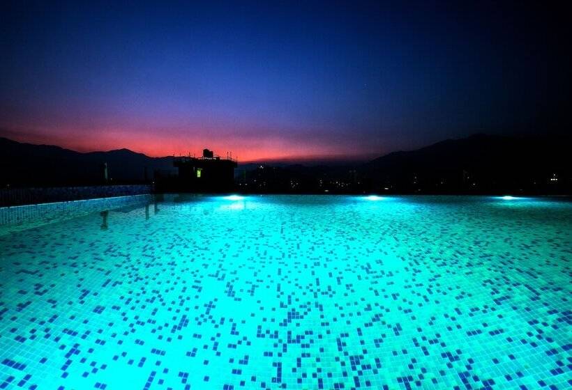 בית מלון כפרי Beautiful Kathmandu