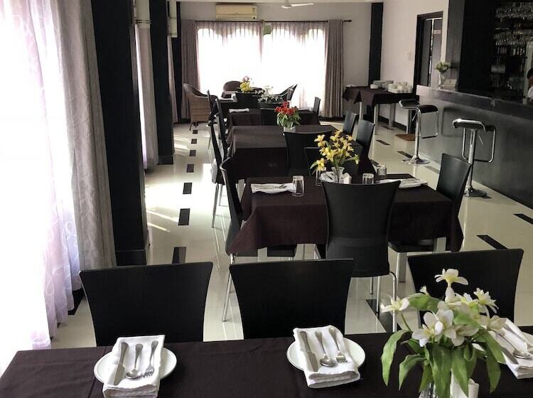 هتل Bhutan Residence