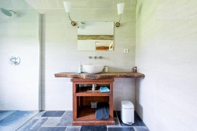 فندق Farm Stay Luythoeve