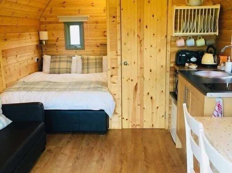 Отель Hebrides Bothy  Glamping
