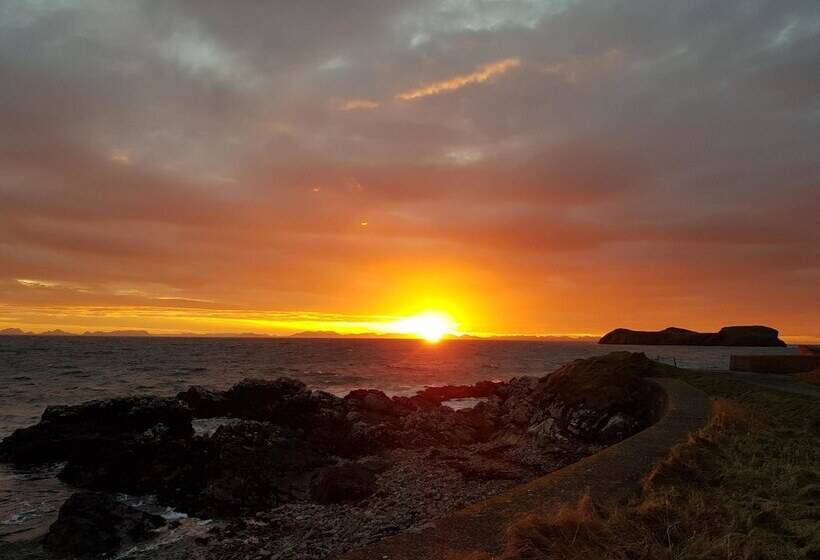 Отель Hebrides Bothy  Glamping