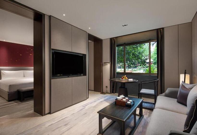 فندق Hualuxe Xi An Tanghua, An Ihg