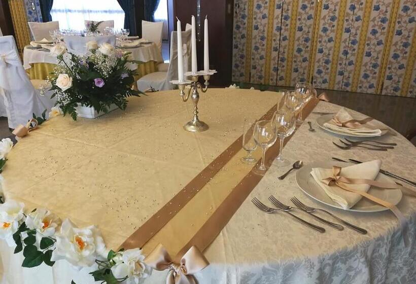 בית מלון כפרי Lido   Beach And Palace