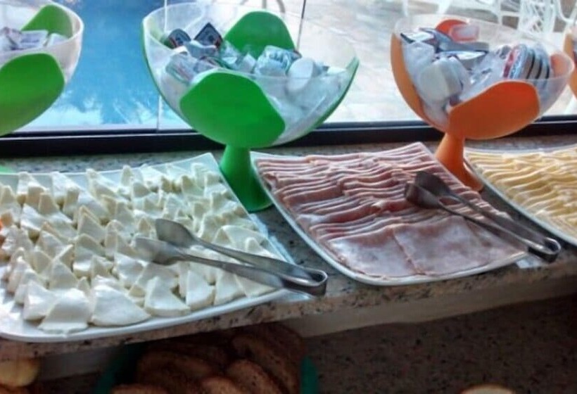 هتل Pousada Porto Do Itagua