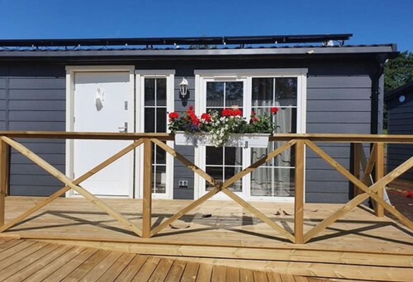 בית מלון כפרי Rasta Götene