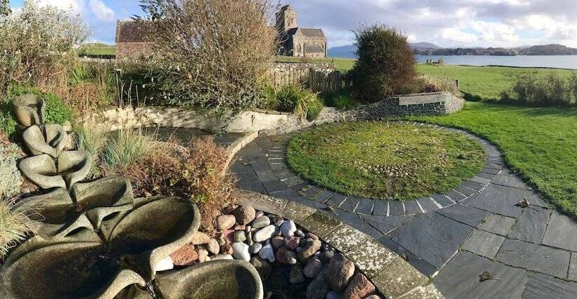 Отель St Columba