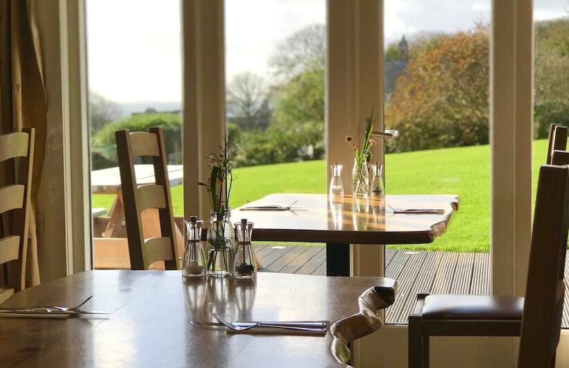 Отель St Columba