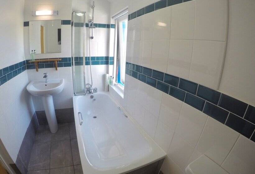 Отель St Columba