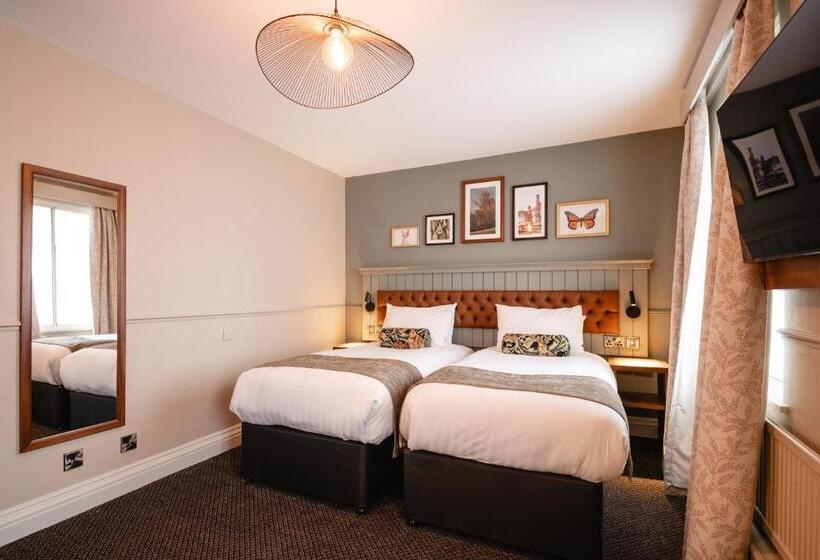 호텔 The Bears Head By Innkeeper S Collection