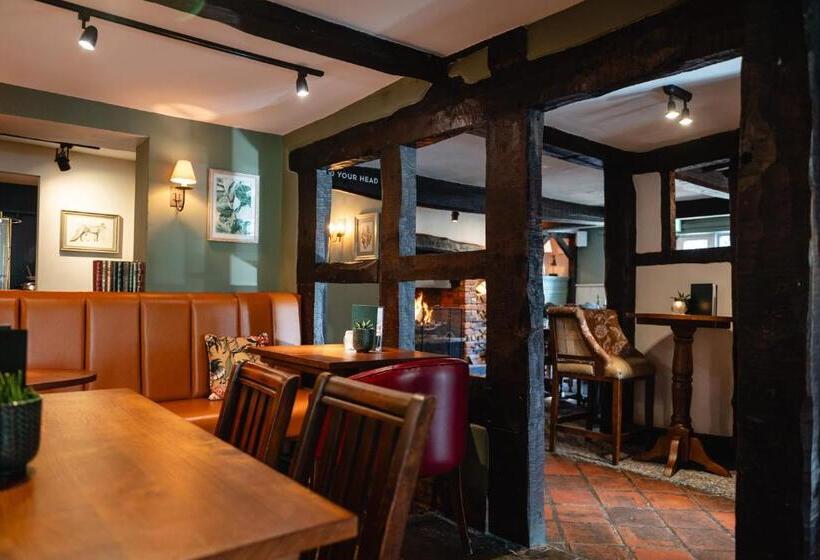 호텔 The Bears Head By Innkeeper S Collection