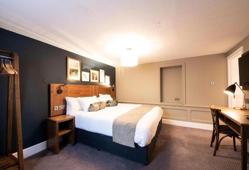 Отель The Castle By Innkeeper S Collection