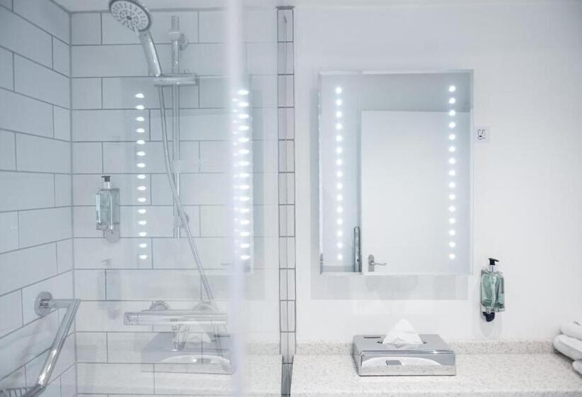 ホテル The Castle By Innkeeper S Collection