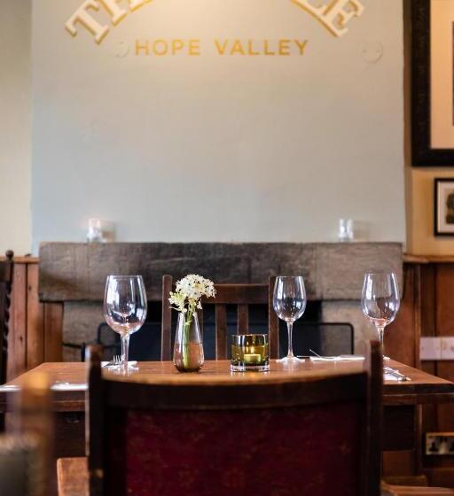 Отель The Castle By Innkeeper S Collection