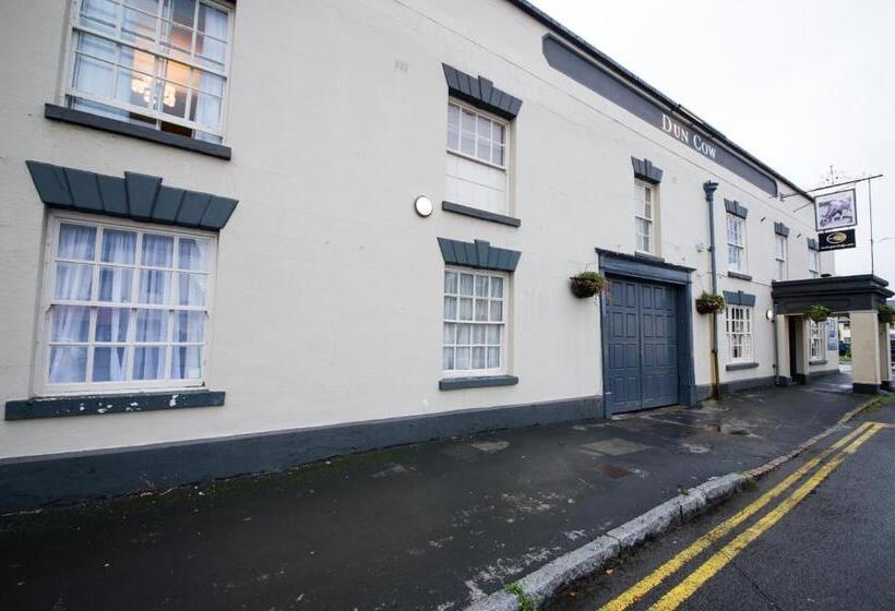 호텔 The Dun Cow By Innkeeper S Collection