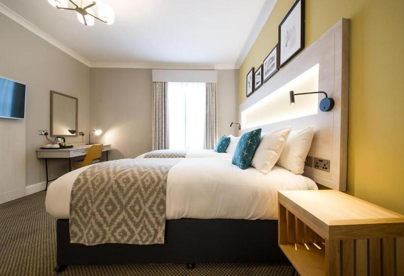 호텔 The Dun Cow By Innkeeper S Collection