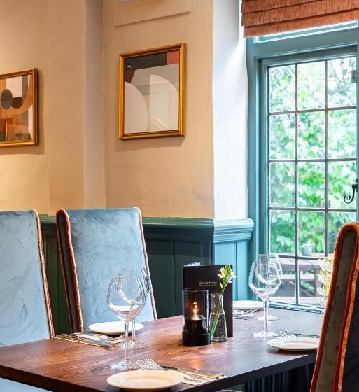 호텔 The Oatlands Chaser by Innkeeper's Collection