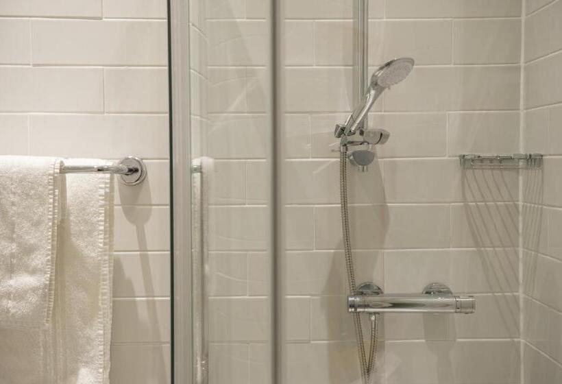 Отель The Town House By Innkeeper S Collection