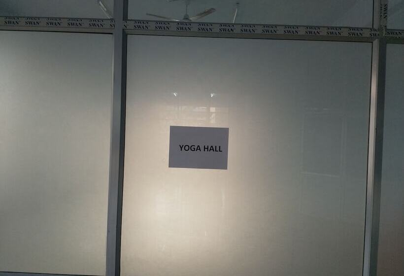 هتل Tropical Suites