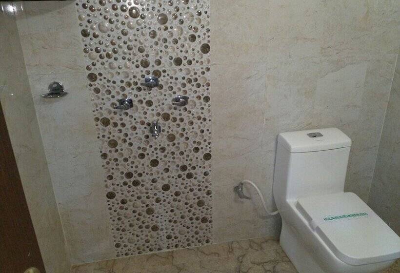 هتل Tropical Suites